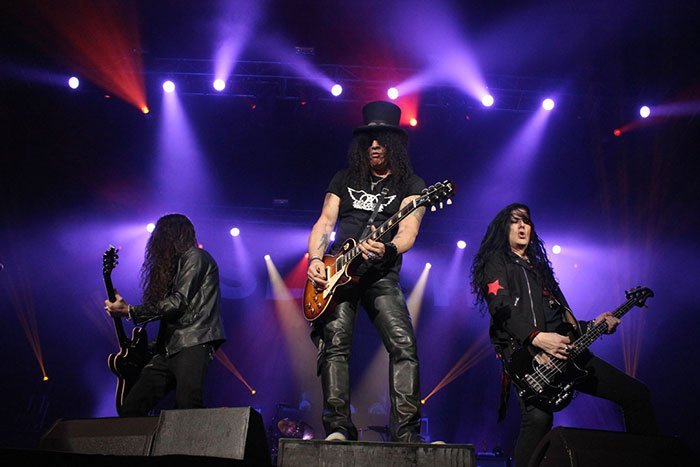SLASH-FEATURING-MYLES-KENNEDY-AND-THE-CONSPIRATORS-05