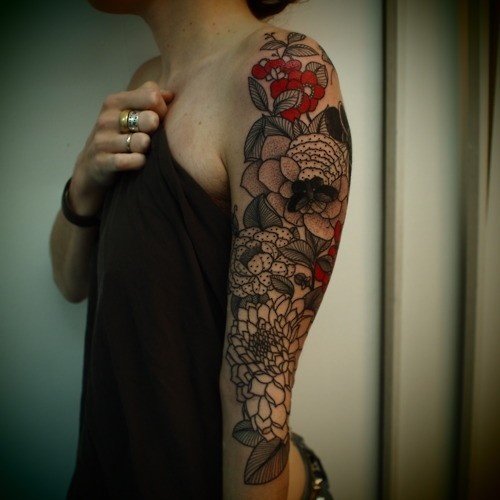 tatuaje-abstracto-en-el-brazo
